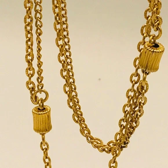 Vintage Long Gold Tone Metal Chain Necklace - Picture 5 of 5